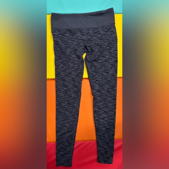 lululemon athletica Black and Gray Leggings Size 8 - Picture 2 of 5